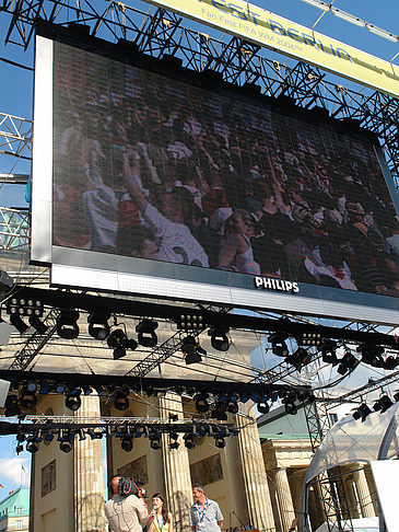 Bühne auf dem Fanfest Fotos