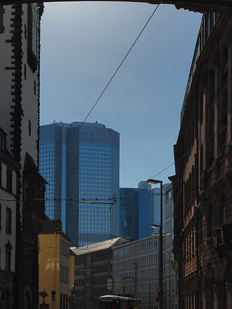 Fotos Dresdner Bank von Seufzerbrücke aus | Frankfurt am Main