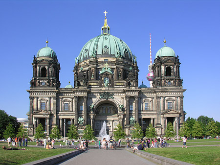 Fotos Berliner Dom mit Fernsehturm
