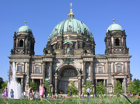 Foto Berliner Dom mit Lustgarten