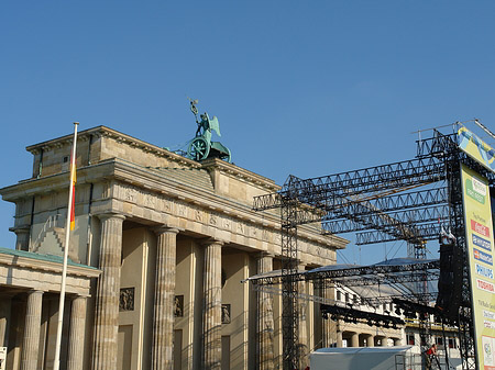 Fotos Brandenburger Tor mit Fanmeile | Berlin