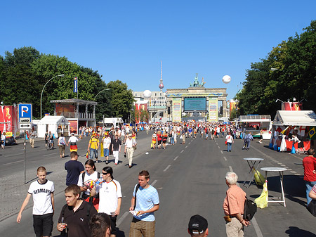 Fanmeile am Brandenburger Tor Fotos