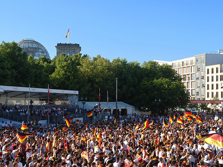 Fanmeile am Reichstag