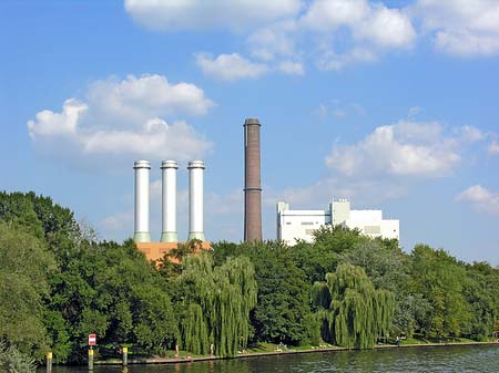 Fotos Kraftwerk Charlottenburg-Schornstein