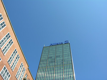 Allianz-Tower Foto 