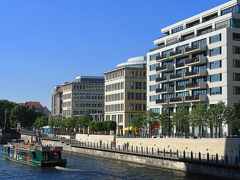 Blick von der Liebknecht-Brücke Fotos