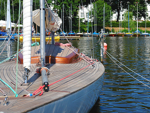 Fotos Bootsverleih und Hafen auf der Außenalster | Hamburg