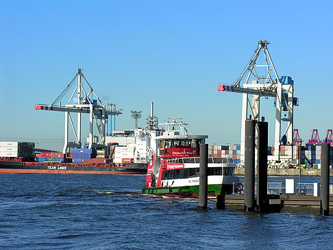 Blick auf den Hafen Foto 