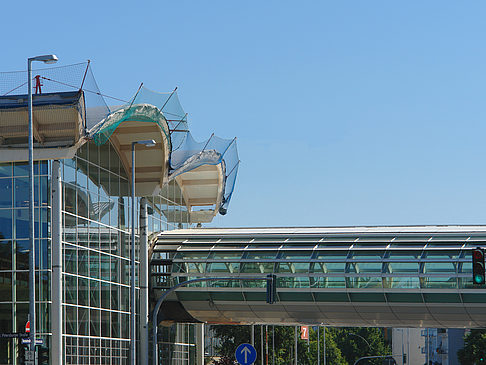 Hamburg Messe am Heinrich Hertz Turm Fotos