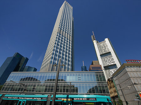 Eurotower neben Commerzbanktower Fotos