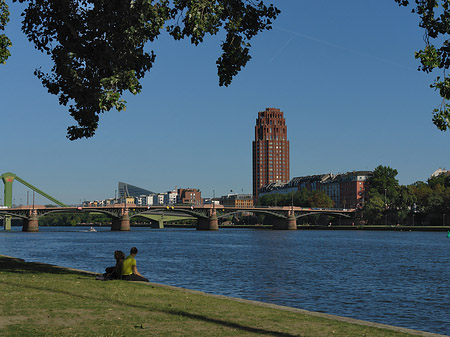 Main Plaza und Untermainbrücke Foto 