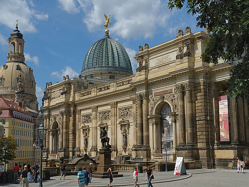 Foto Frauenkirche und Kunstakademie