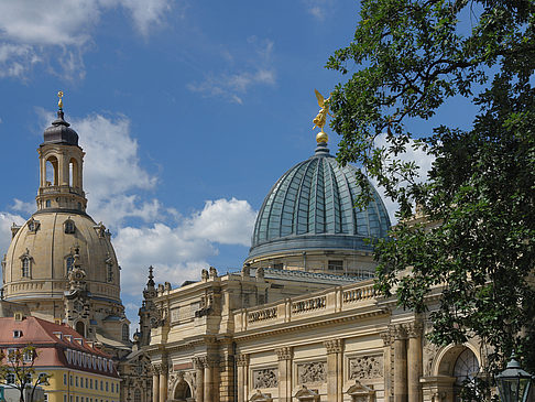 Foto Frauenkirche und Kunstakademie