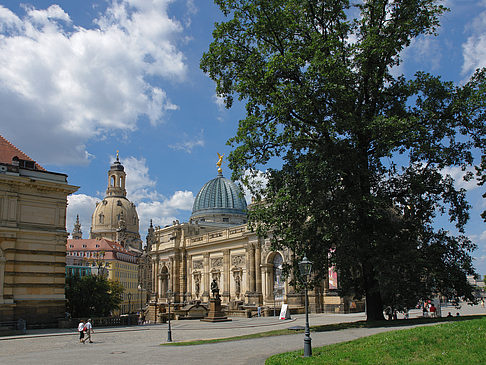 Foto Frauenkirche und Kunstakademie - Dresden