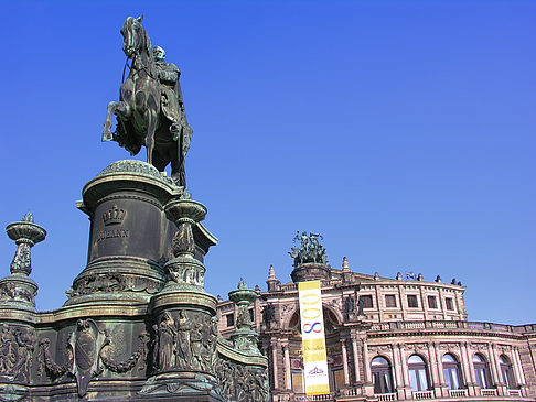 Fotos König Johann Denkmal